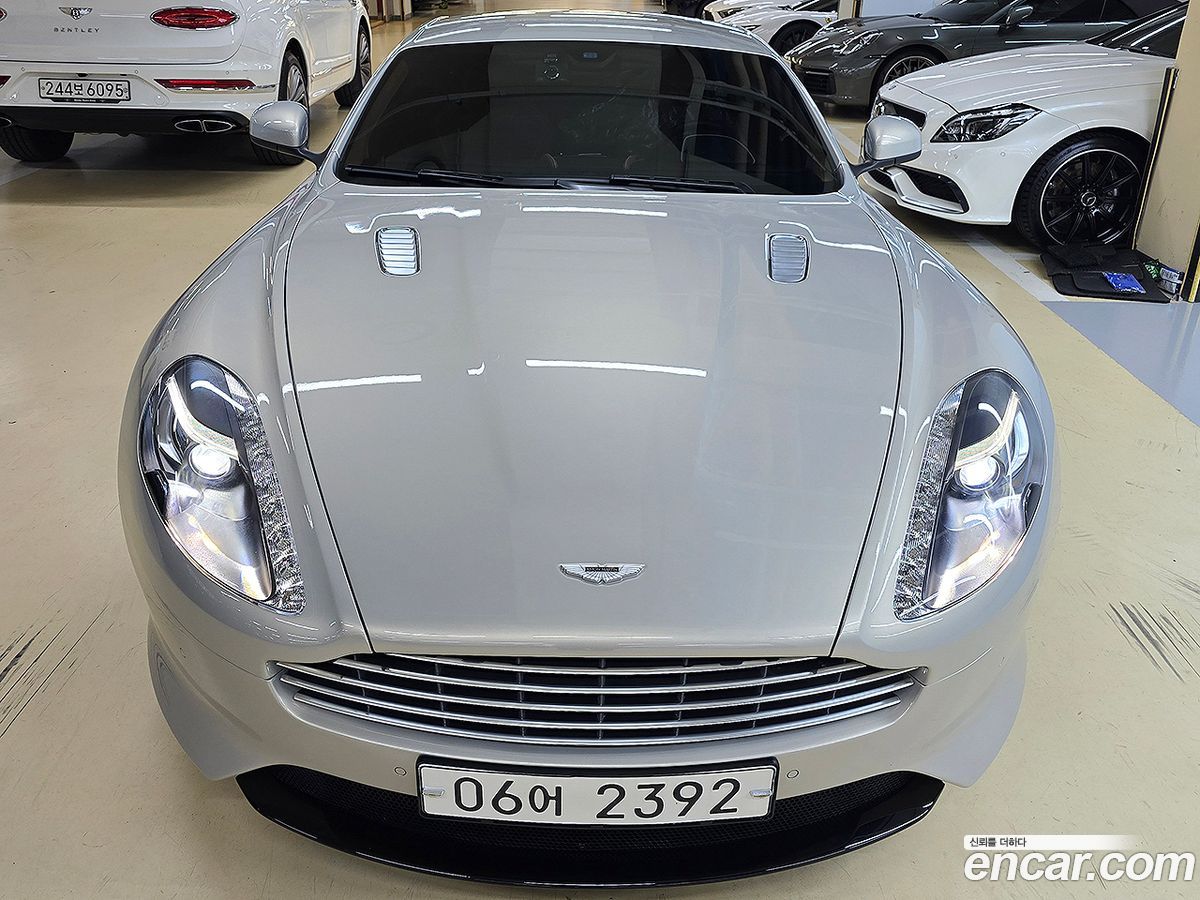 Astonmartin DB9