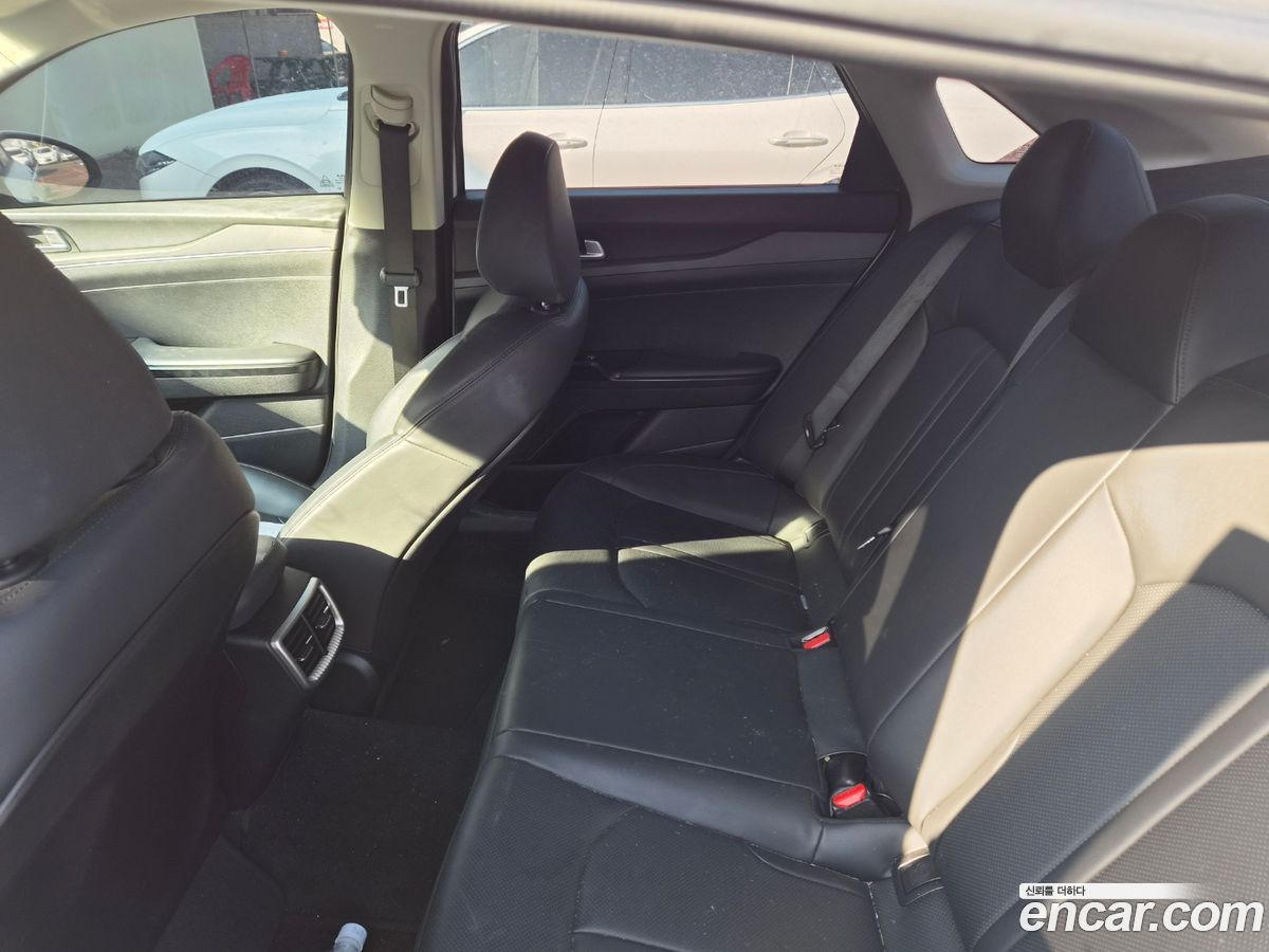 Kia K5 Mk3