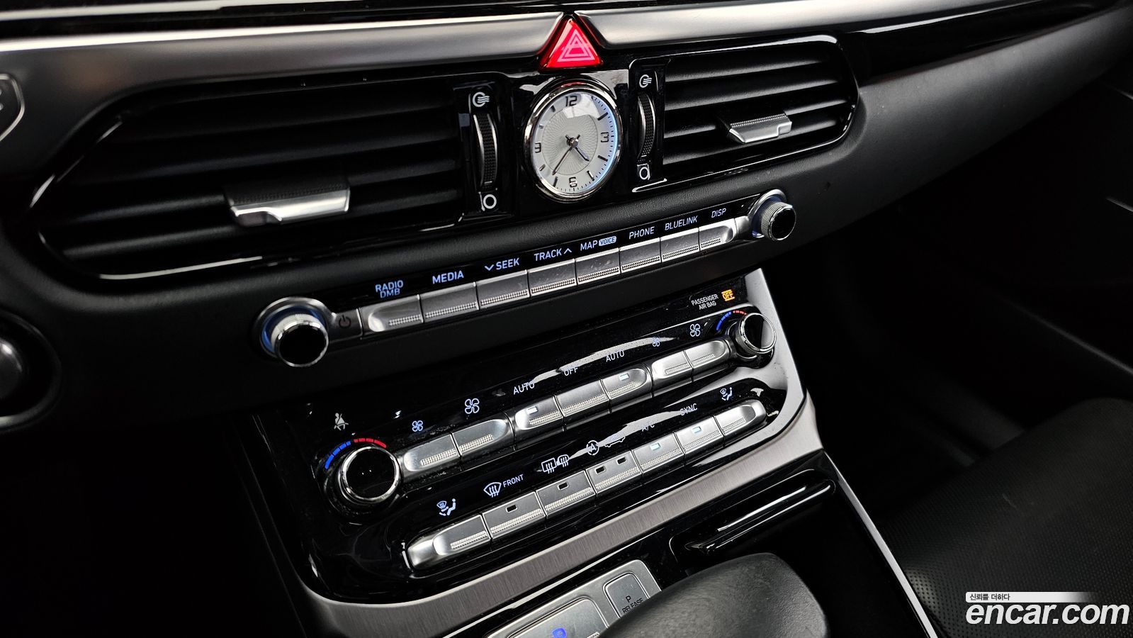 Genesis EQ900