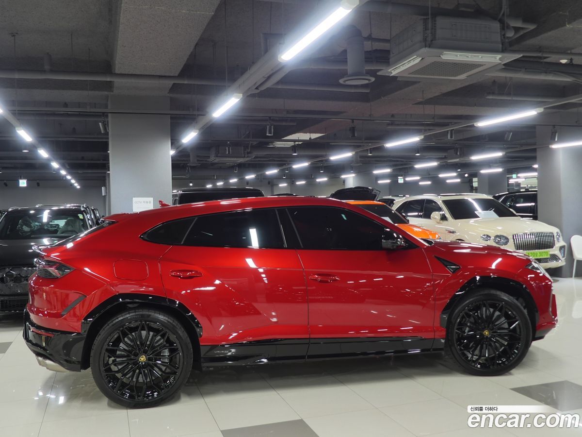 Lamborghini Urus