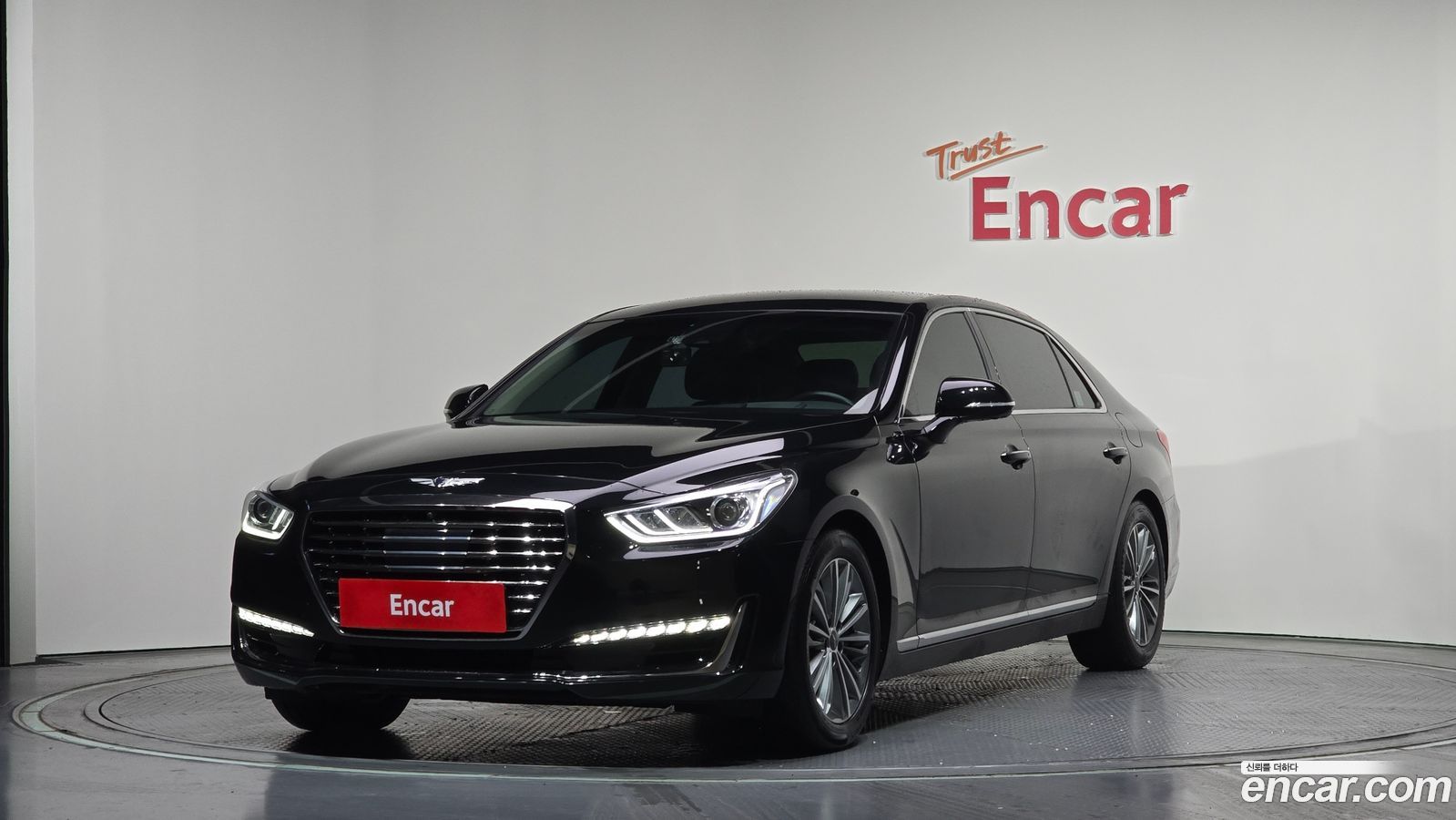 Genesis EQ900