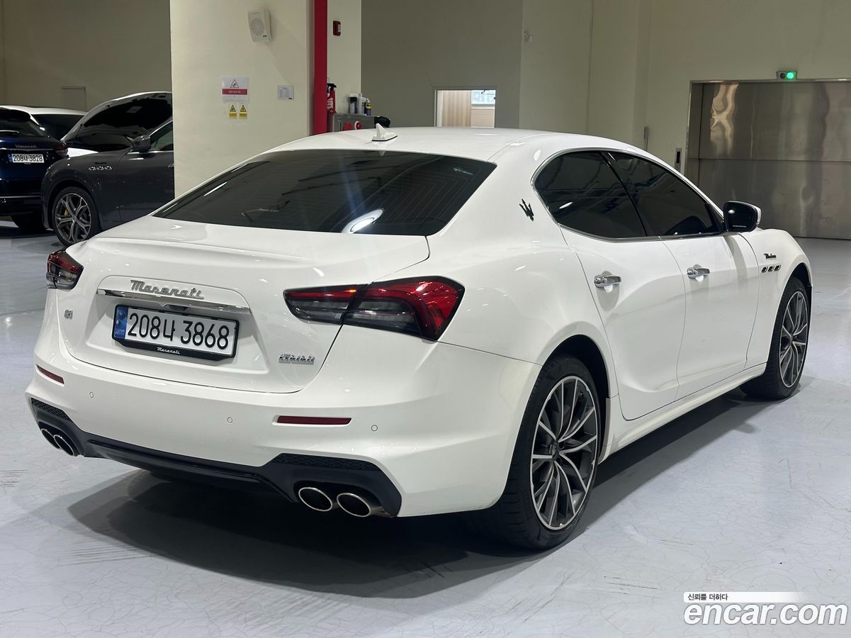 Maserati Ghibli