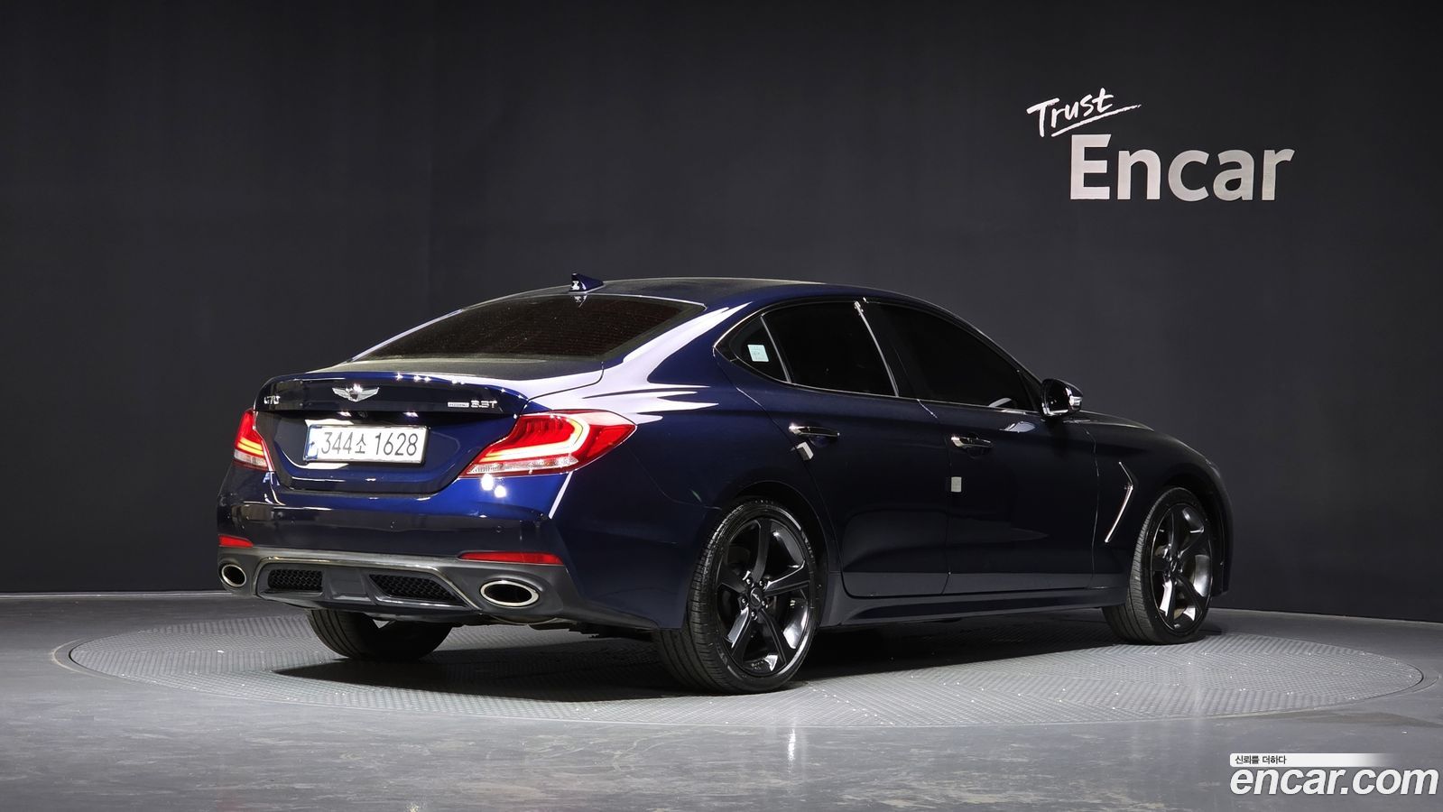 Genesis G70