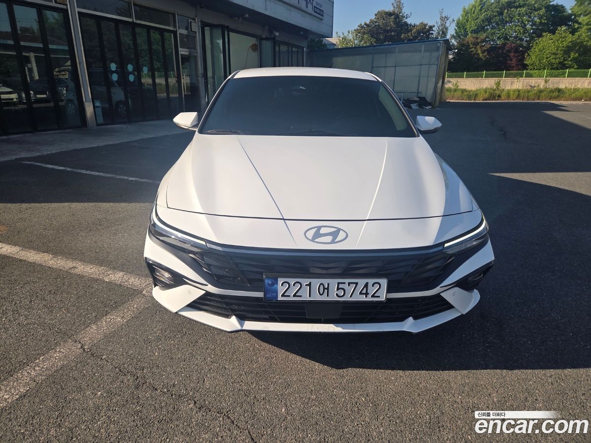 Hyundai AVANTE