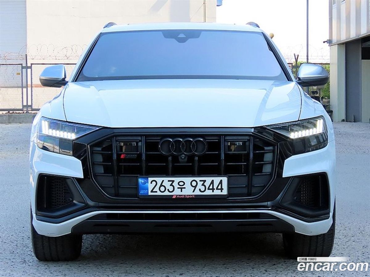 Audi SQ8