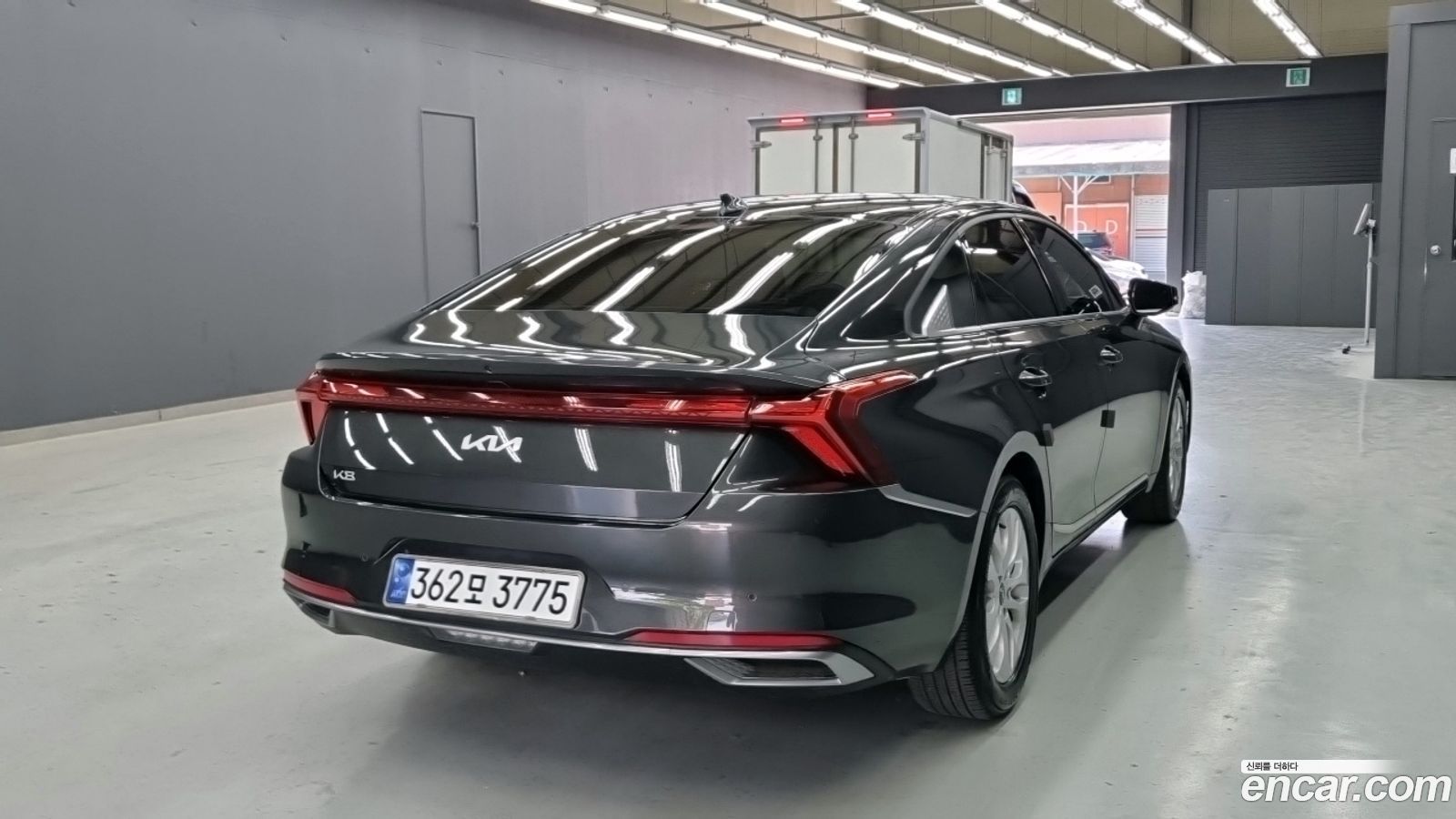 Kia K8