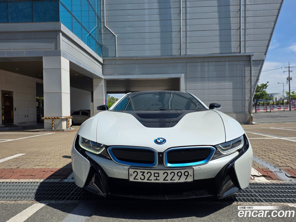 BMW i8