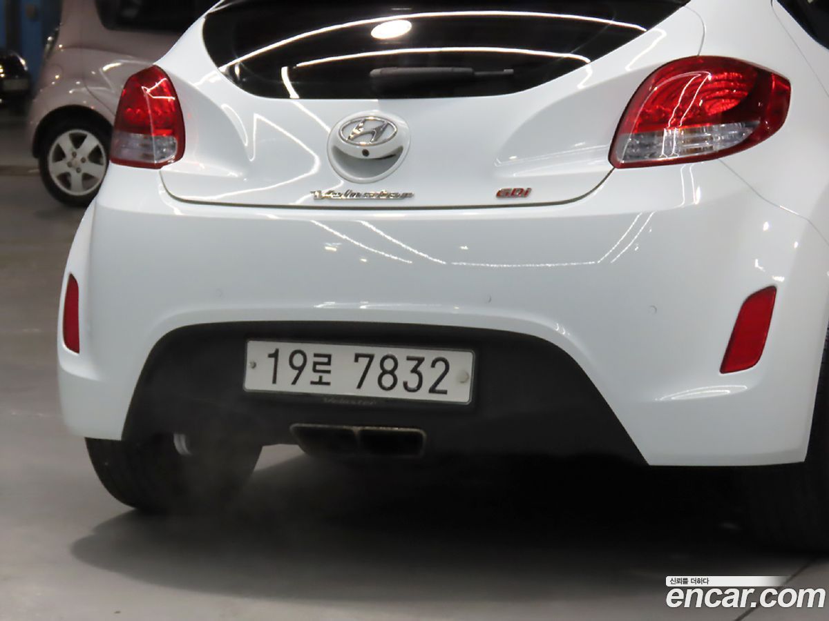 Hyundai Veloster