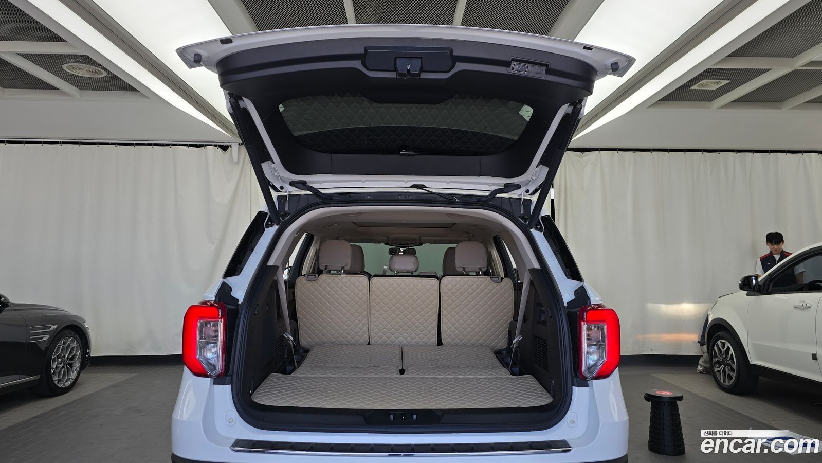 Ford Explorer Mk6