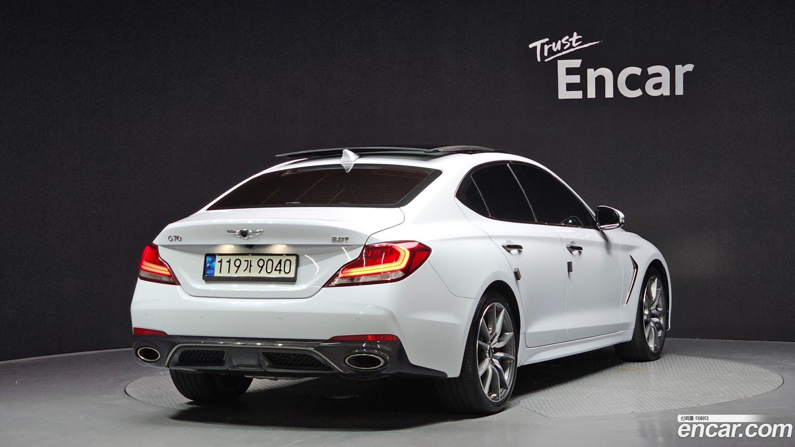 Genesis G70