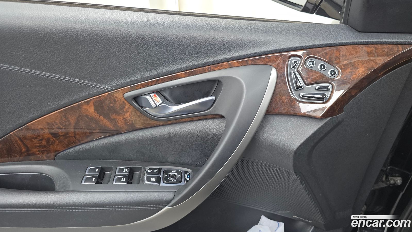 Hyundai Aslan