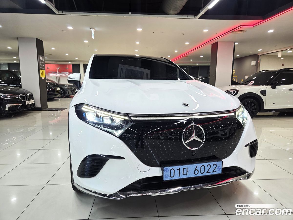 Mercedes-Benz EQS