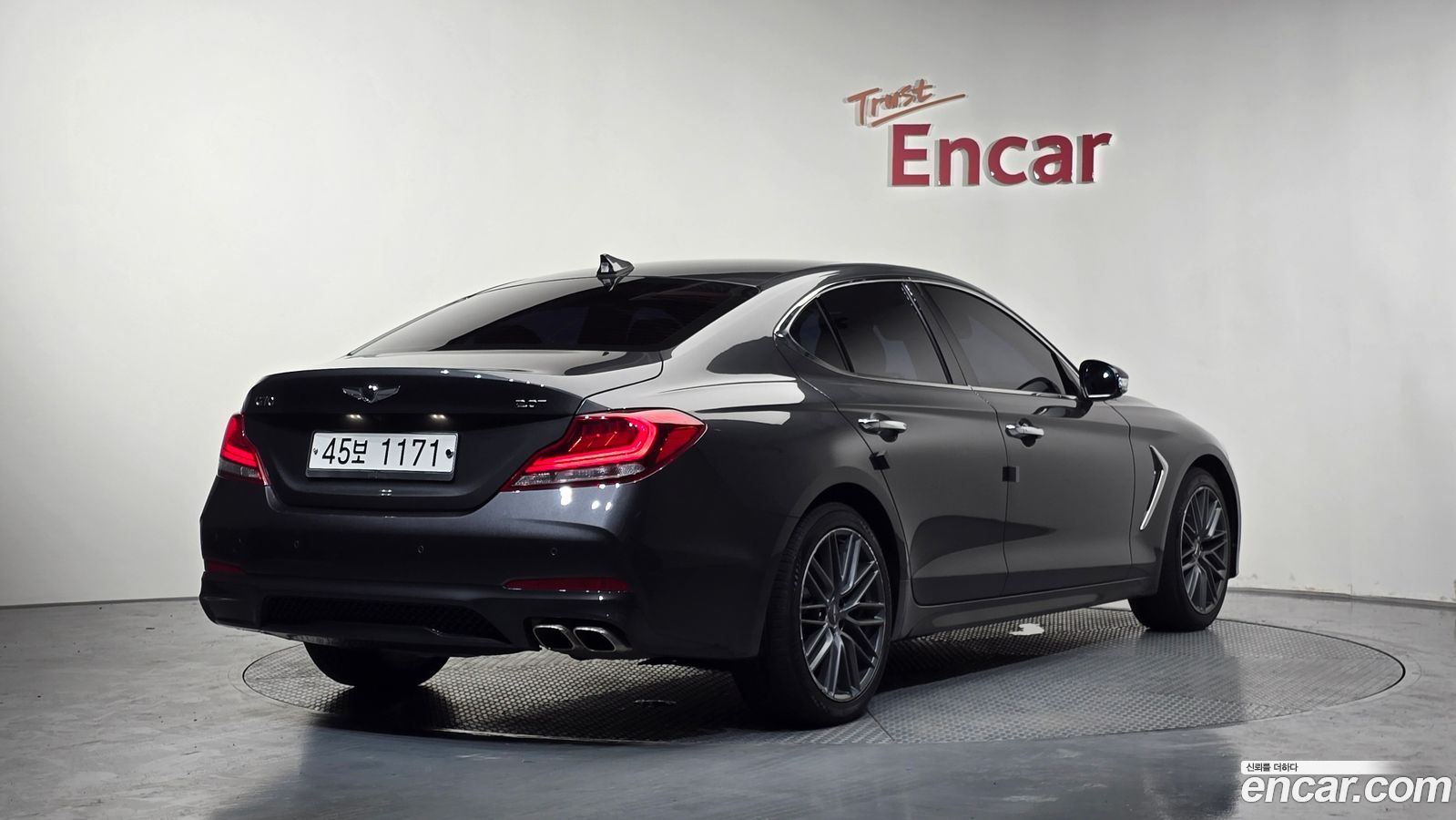 Genesis G70