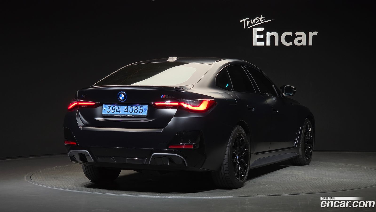 BMW i4