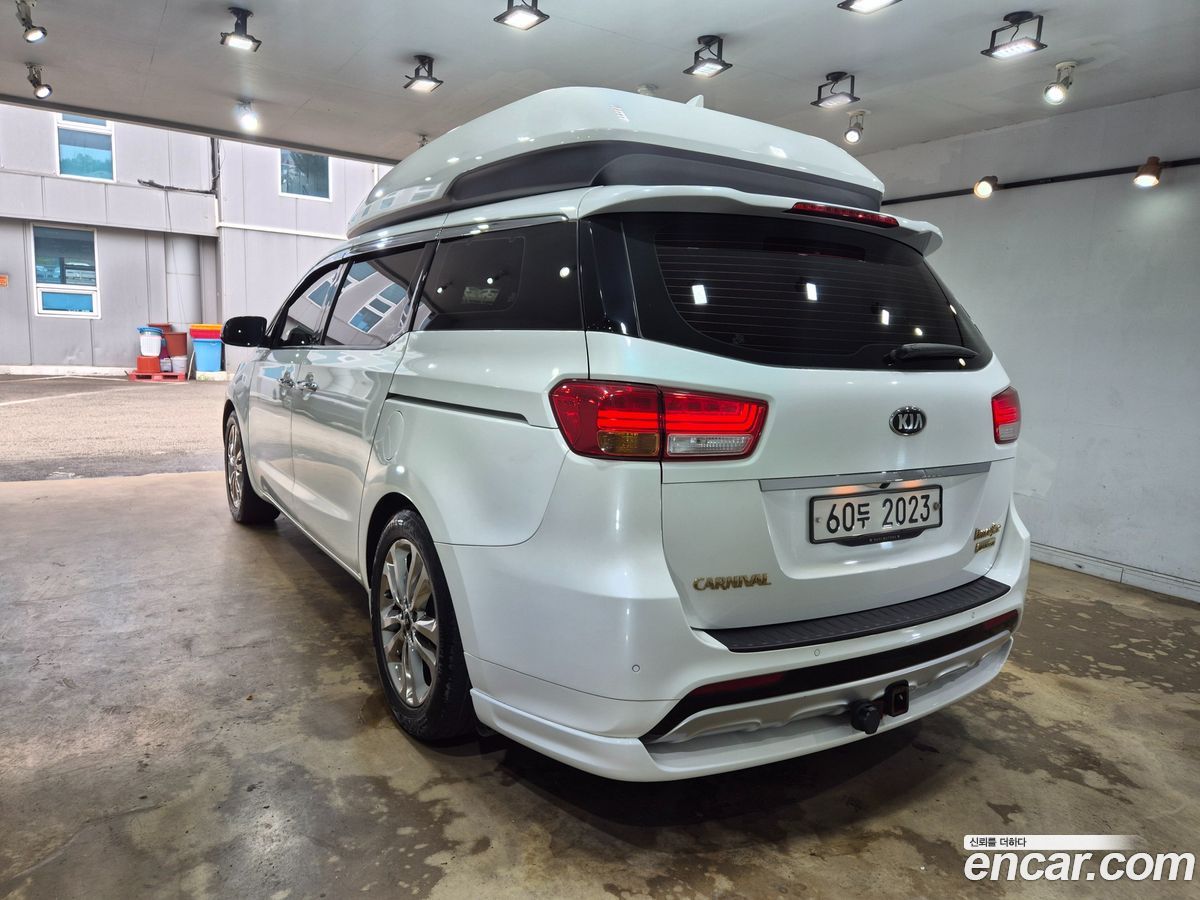 Kia Canival