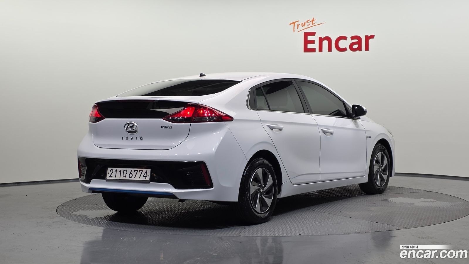 Hyundai Ioniq