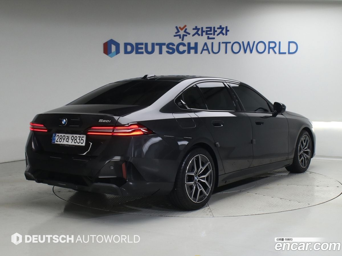 BMW 5-Series