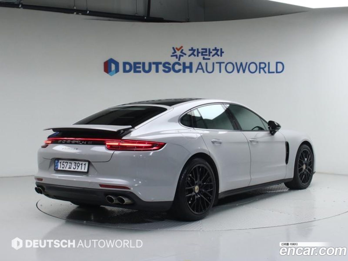 Porsche Panamera