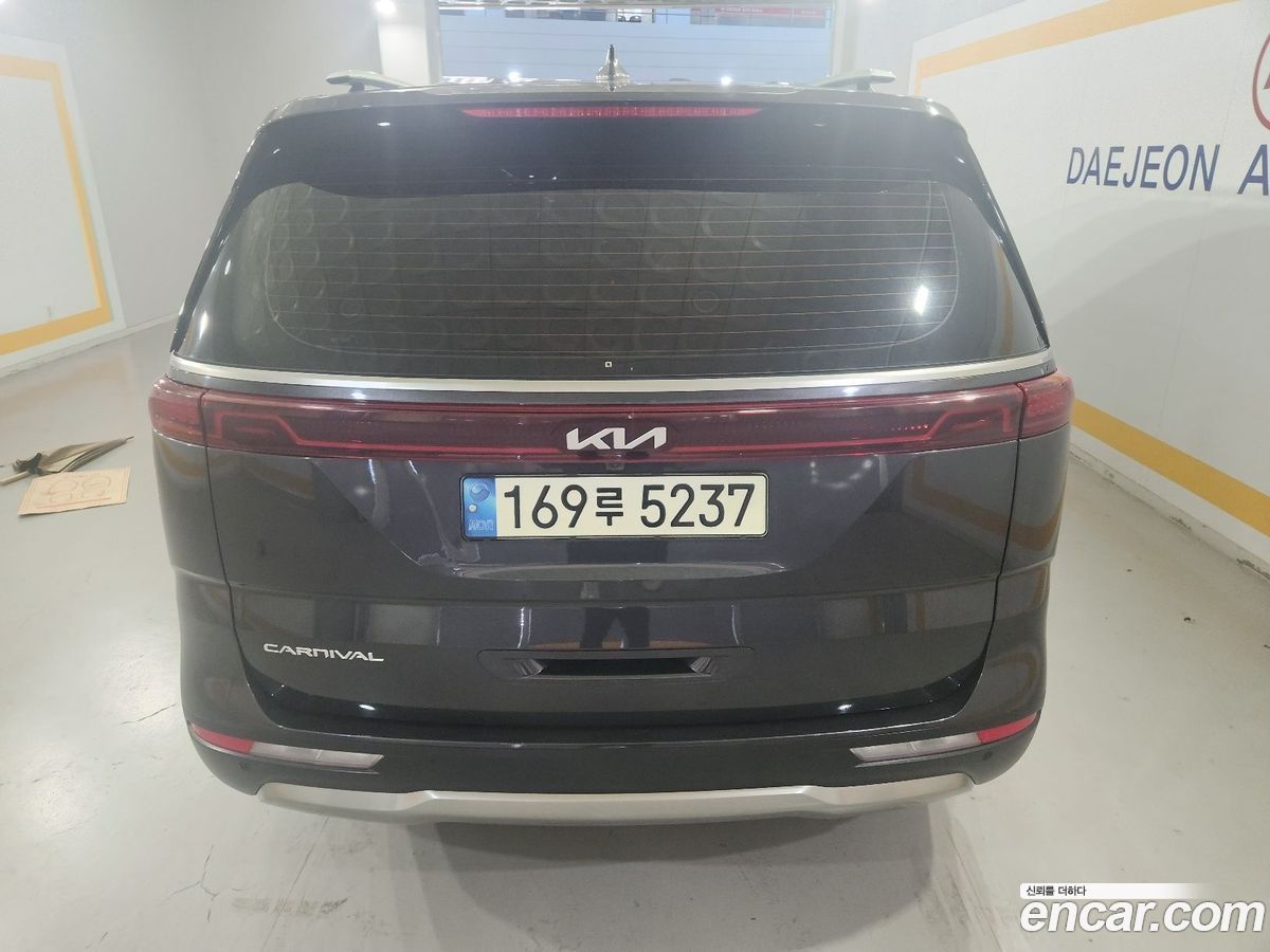 Kia Canival Mk4