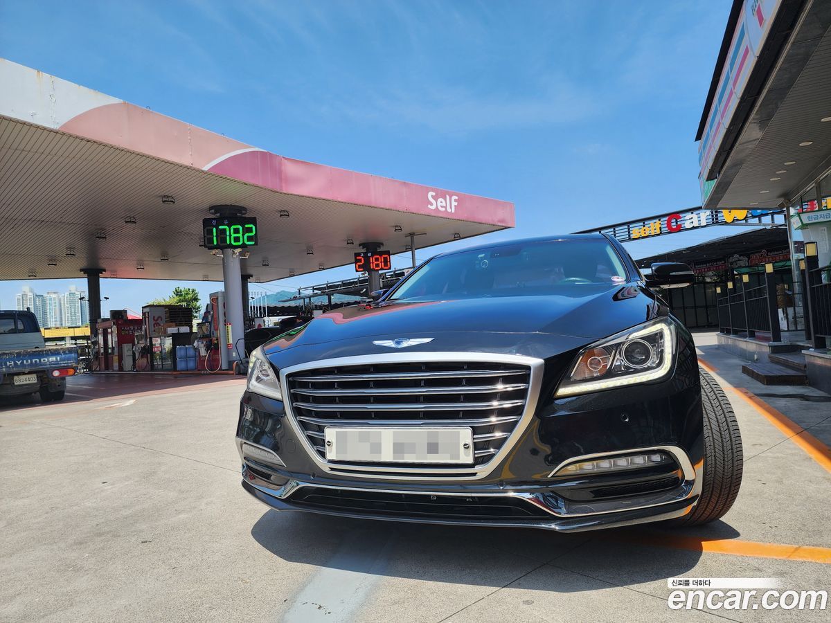 Hyundai Genesis