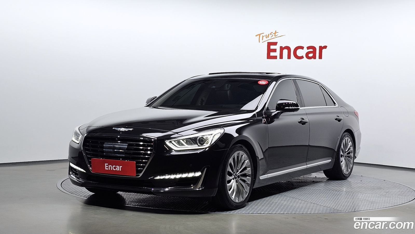 Genesis EQ900