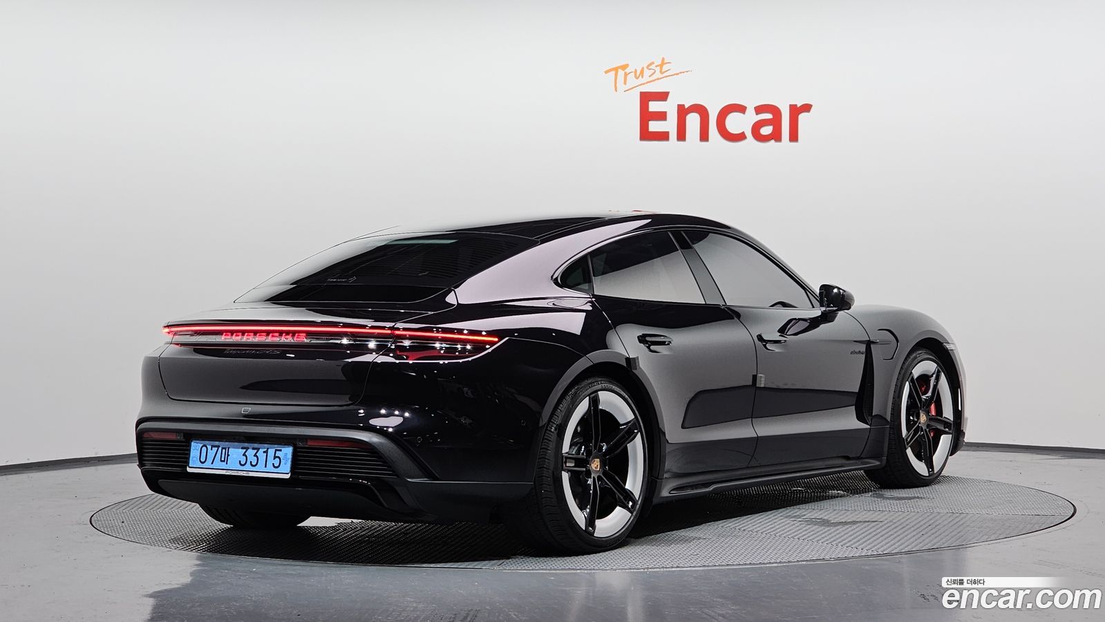 Porsche Taycan