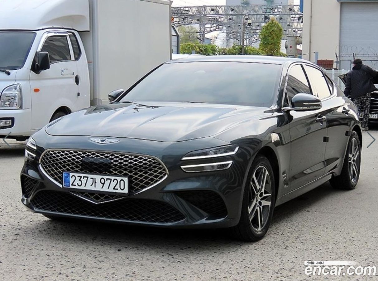 Genesis G70