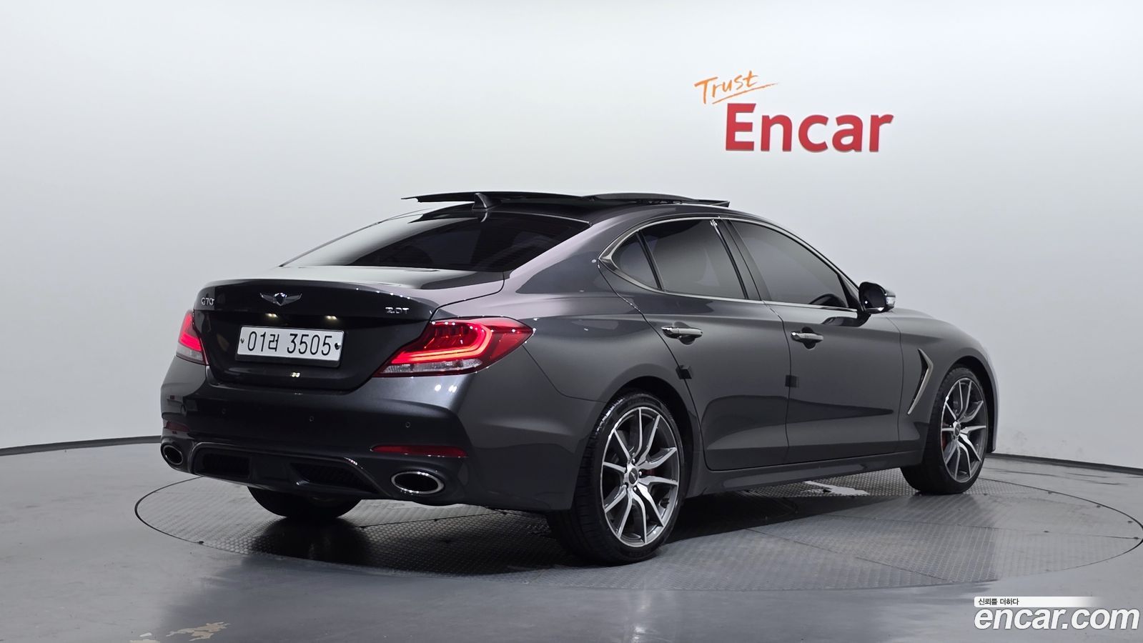 Genesis G70