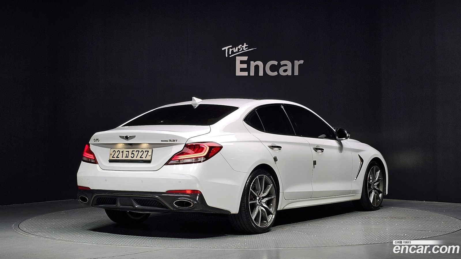 Genesis G70