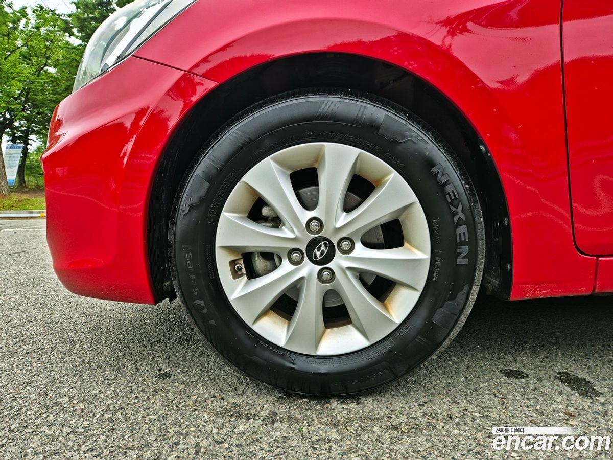 Hyundai Accent