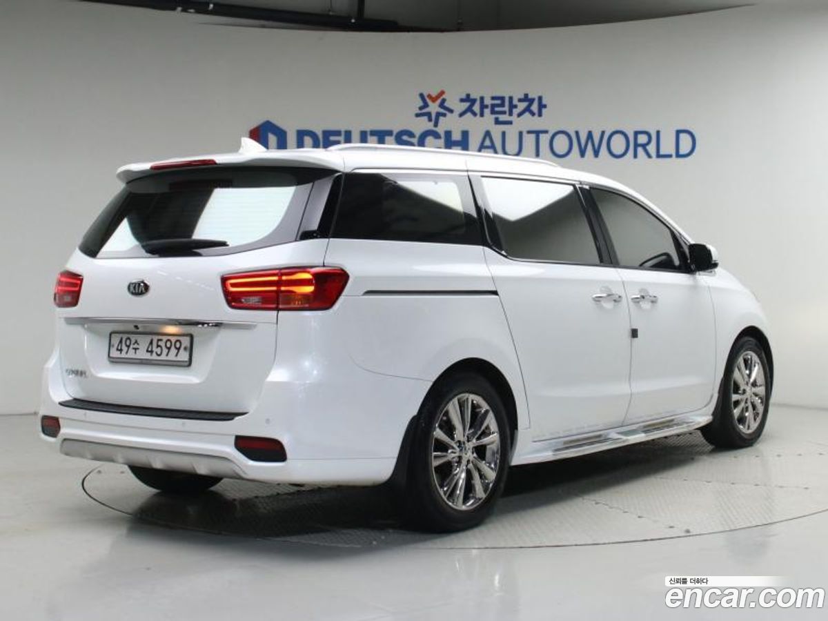 Kia Canival