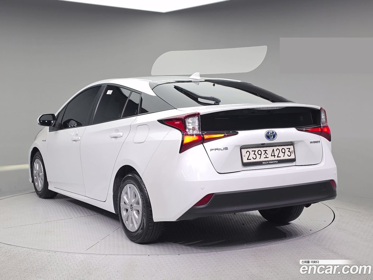 Toyota Prius Mk4