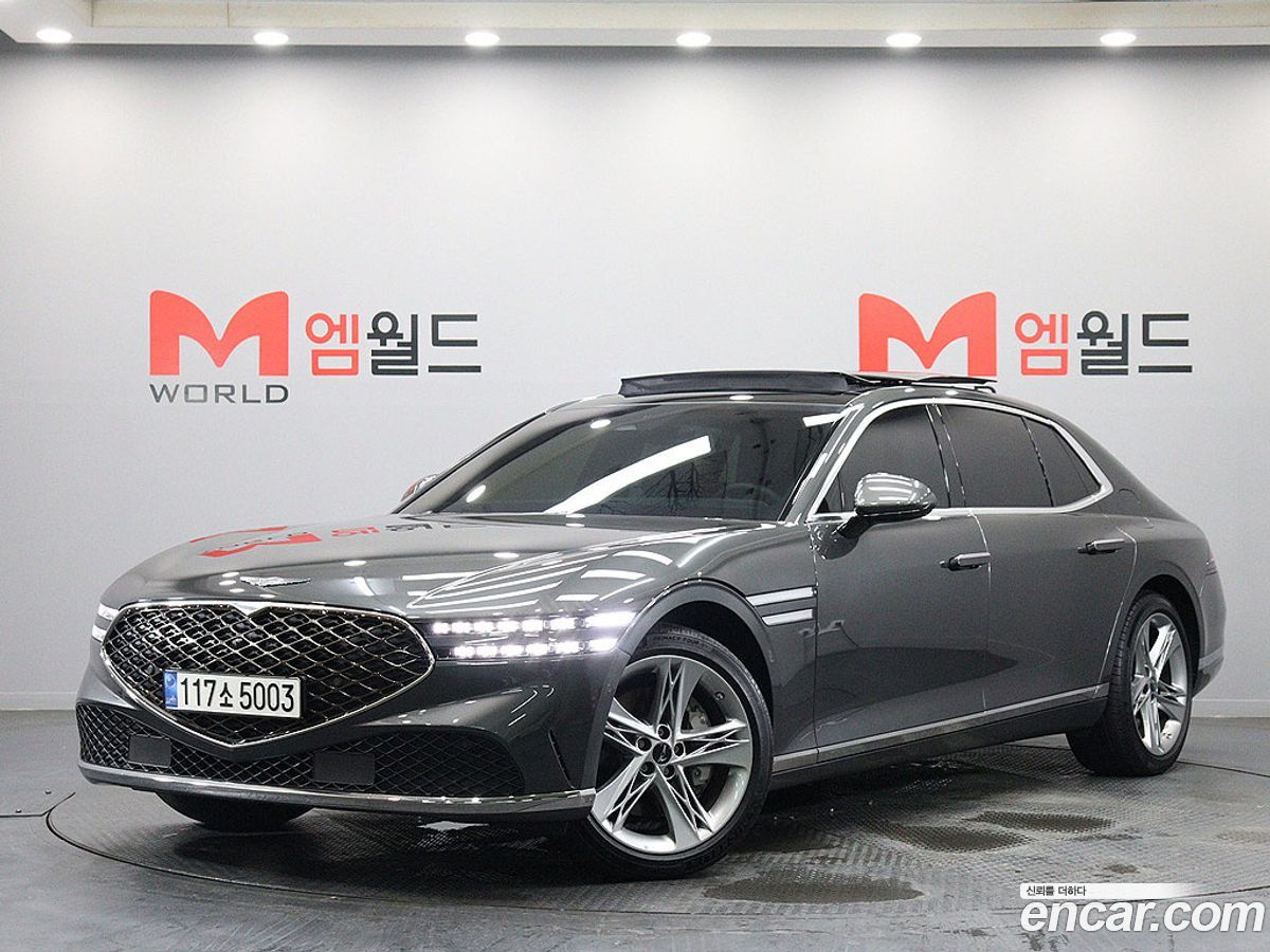 Genesis G90