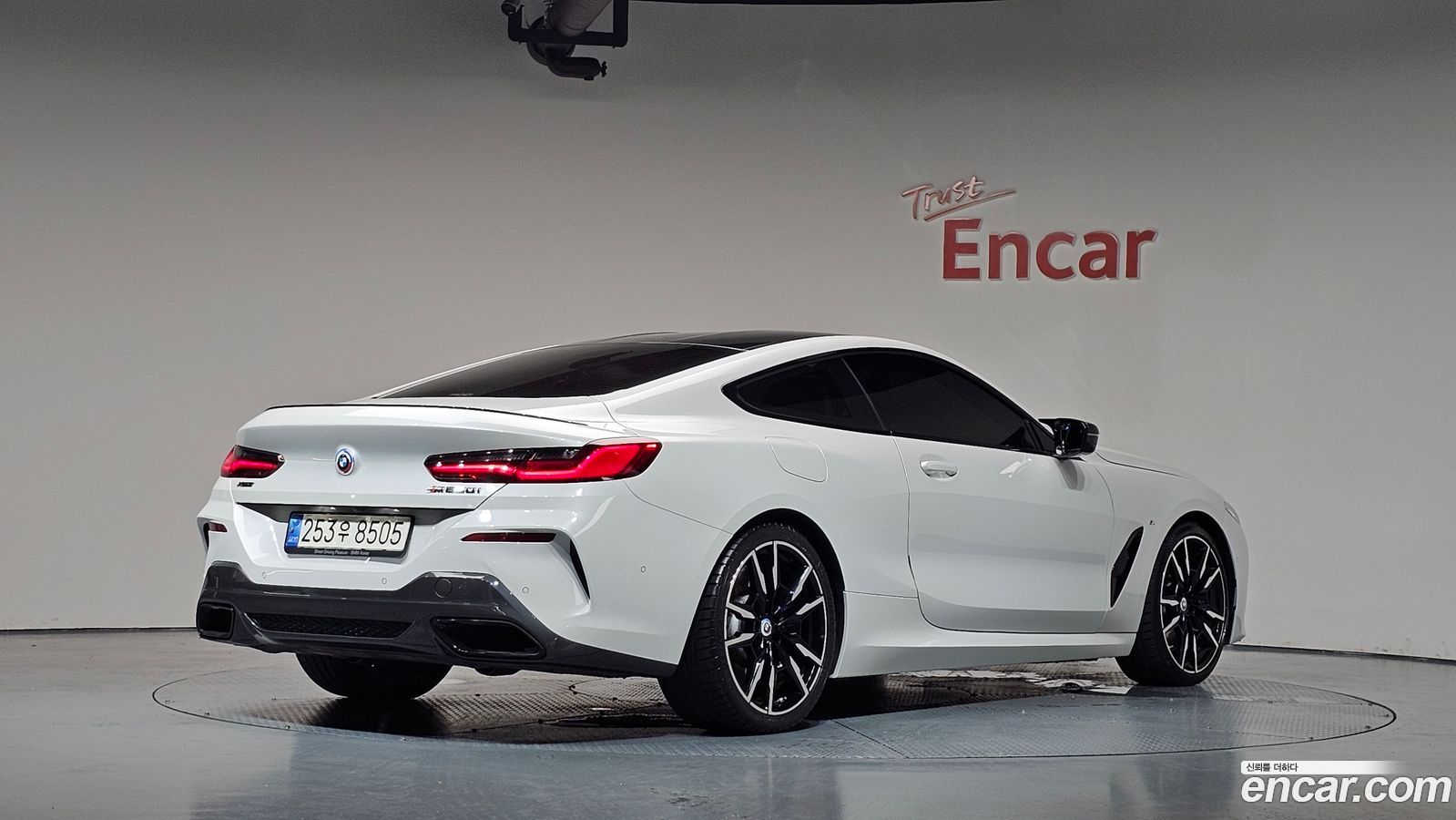 BMW 8-Series