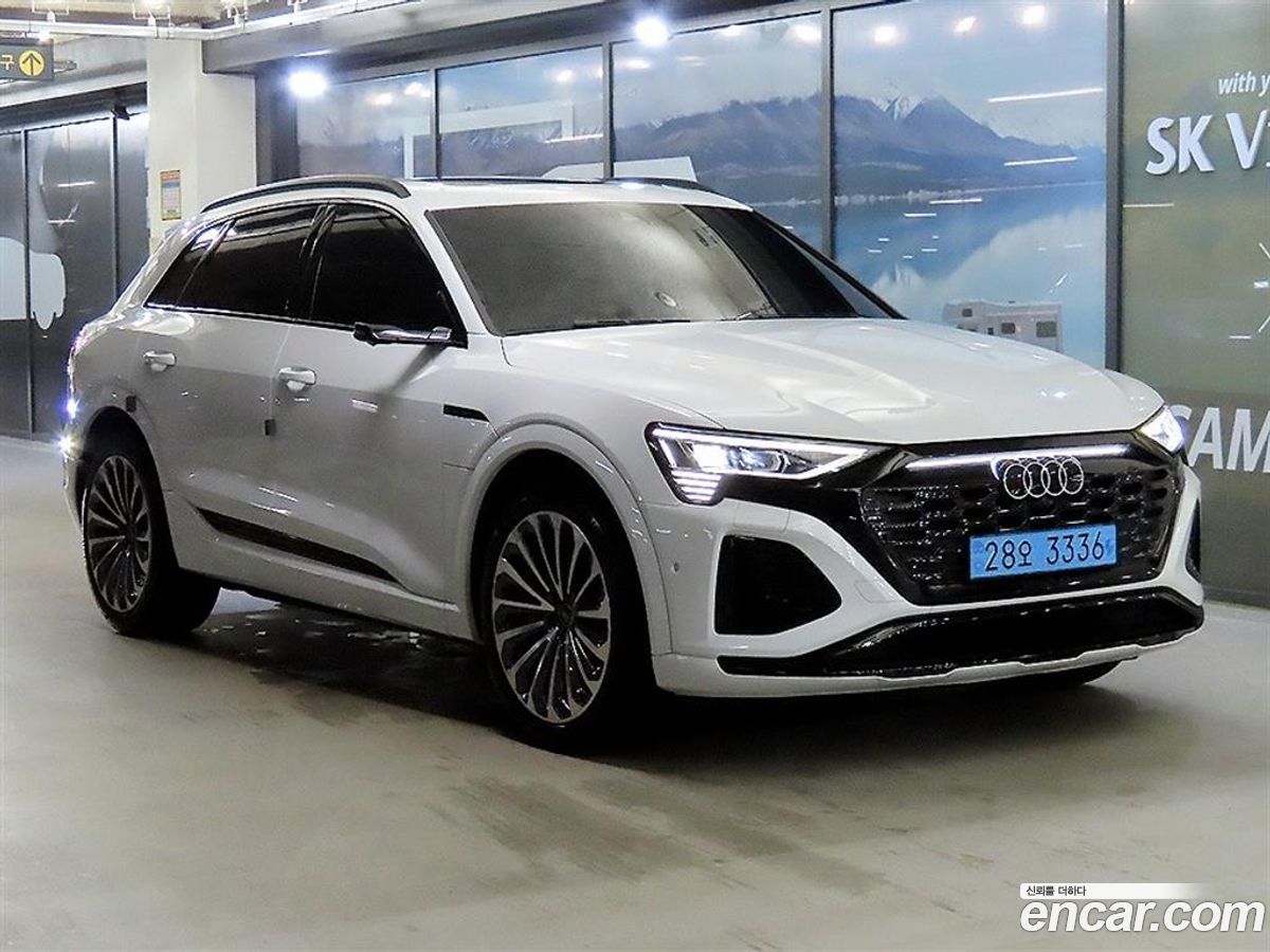 Audi Q8 e-tron