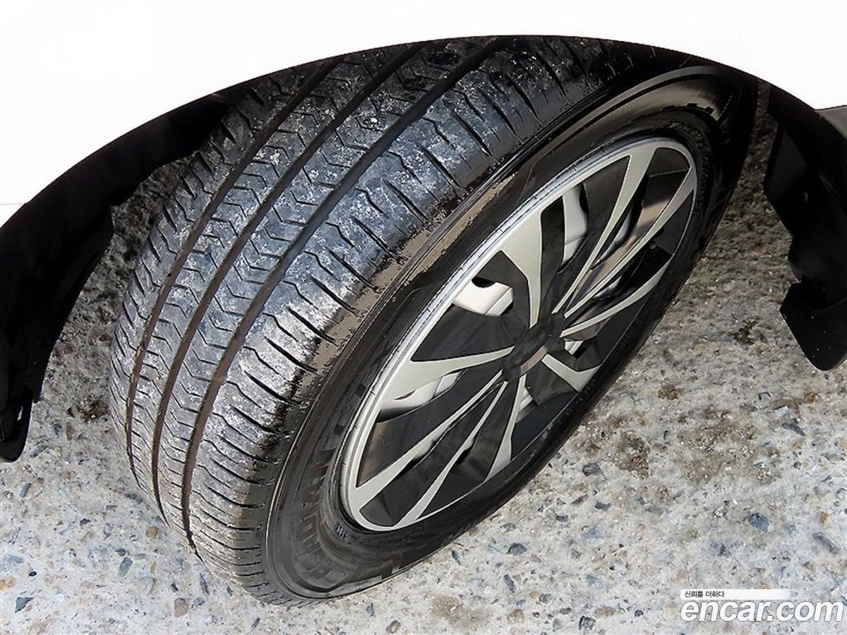Hyundai ST1