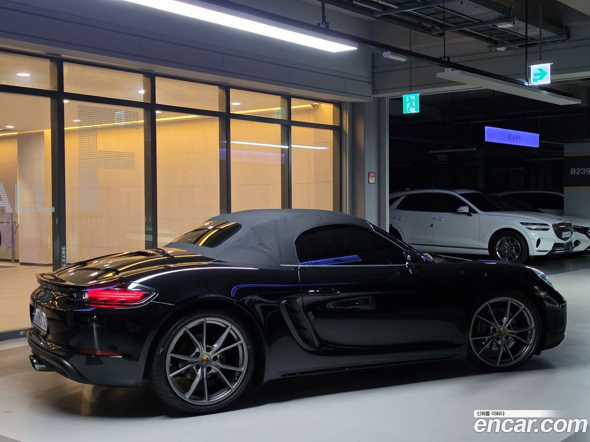 Porsche 718