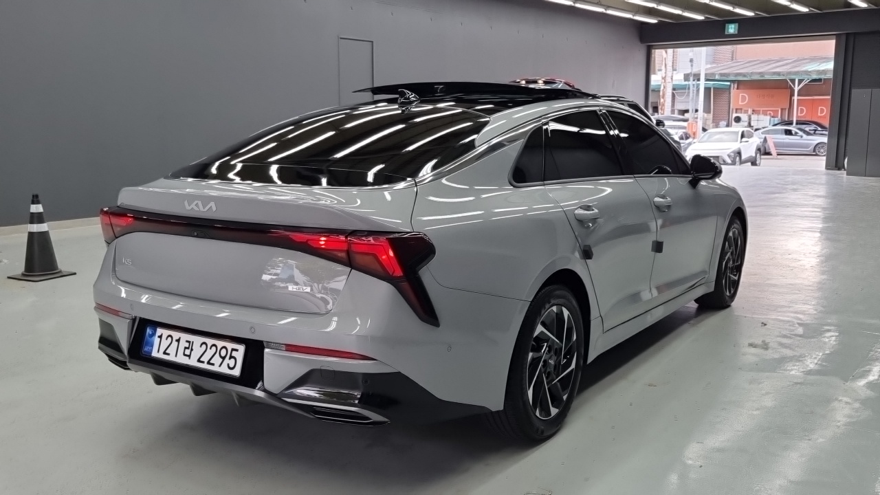 Kia K5 Mk3