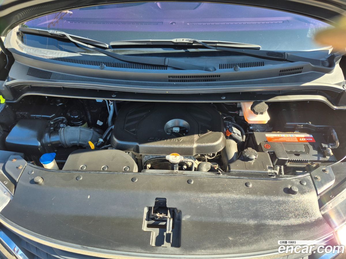 Hyundai Starex