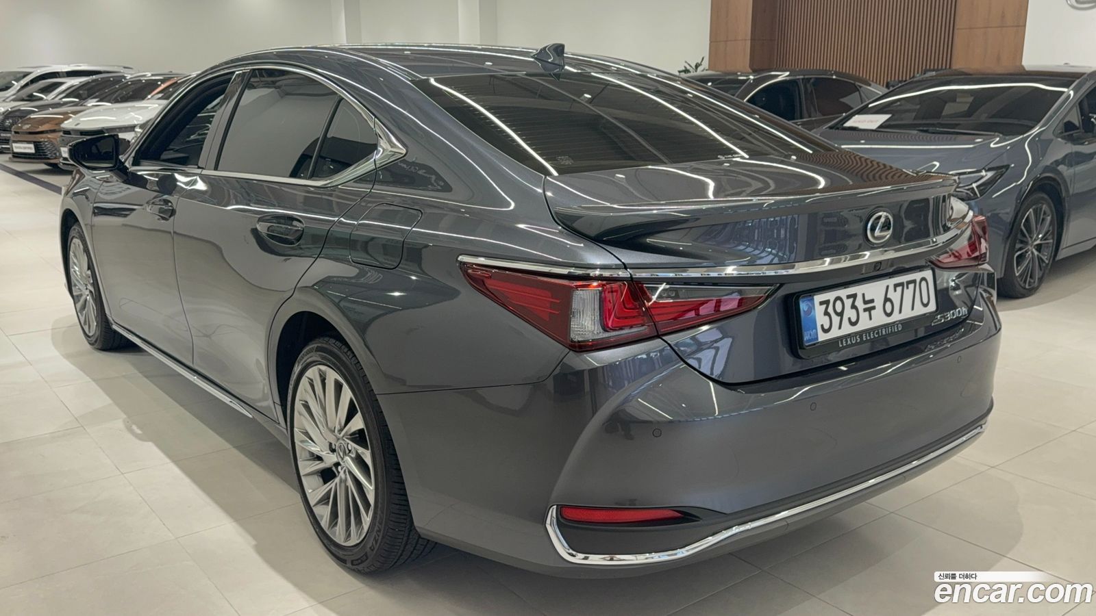 Lexus ES Mk7