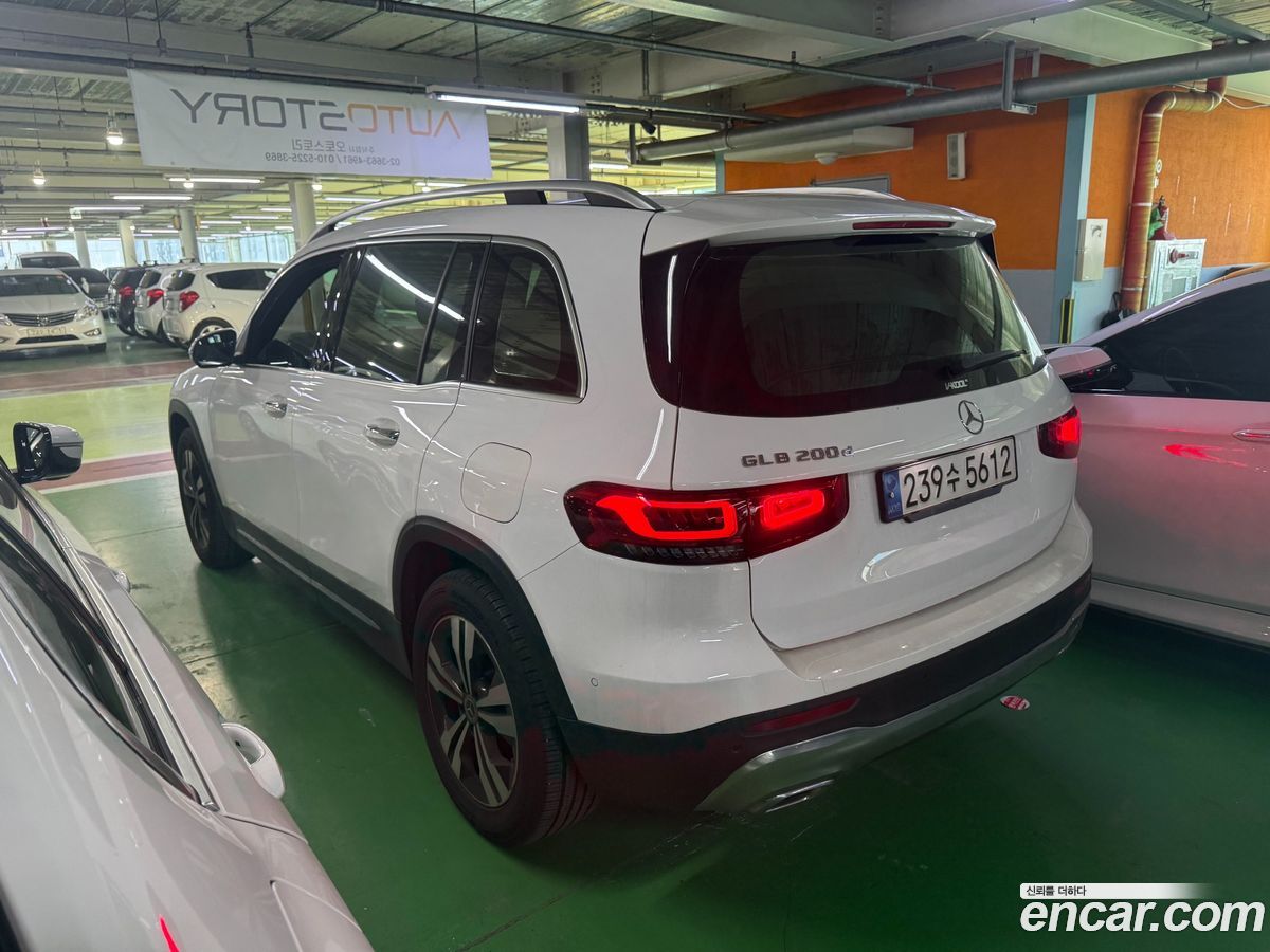 Mercedes-Benz GLB-Class