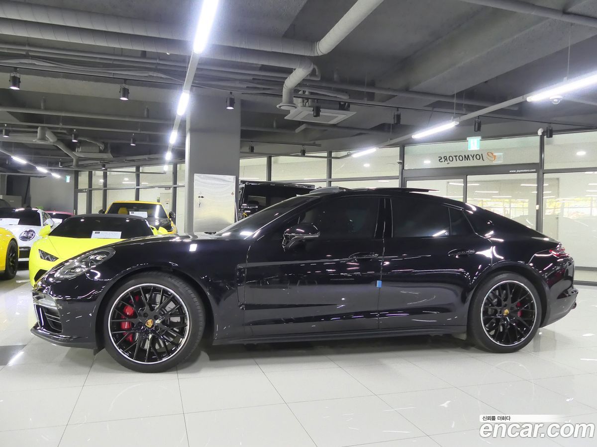 Porsche Panamera