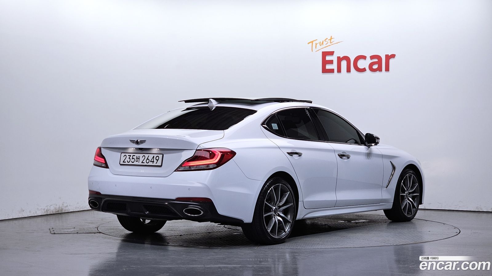 Genesis G70