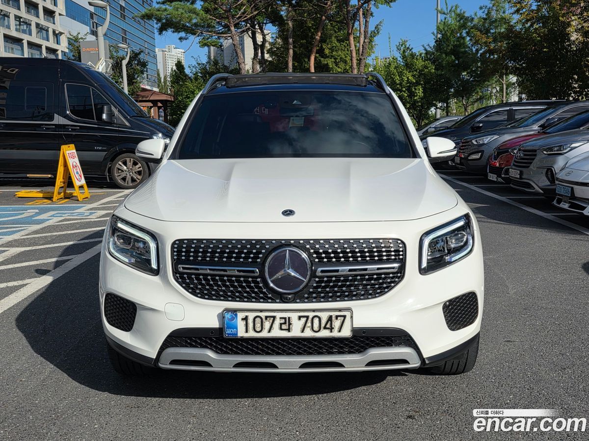 Mercedes-Benz GLB-Class