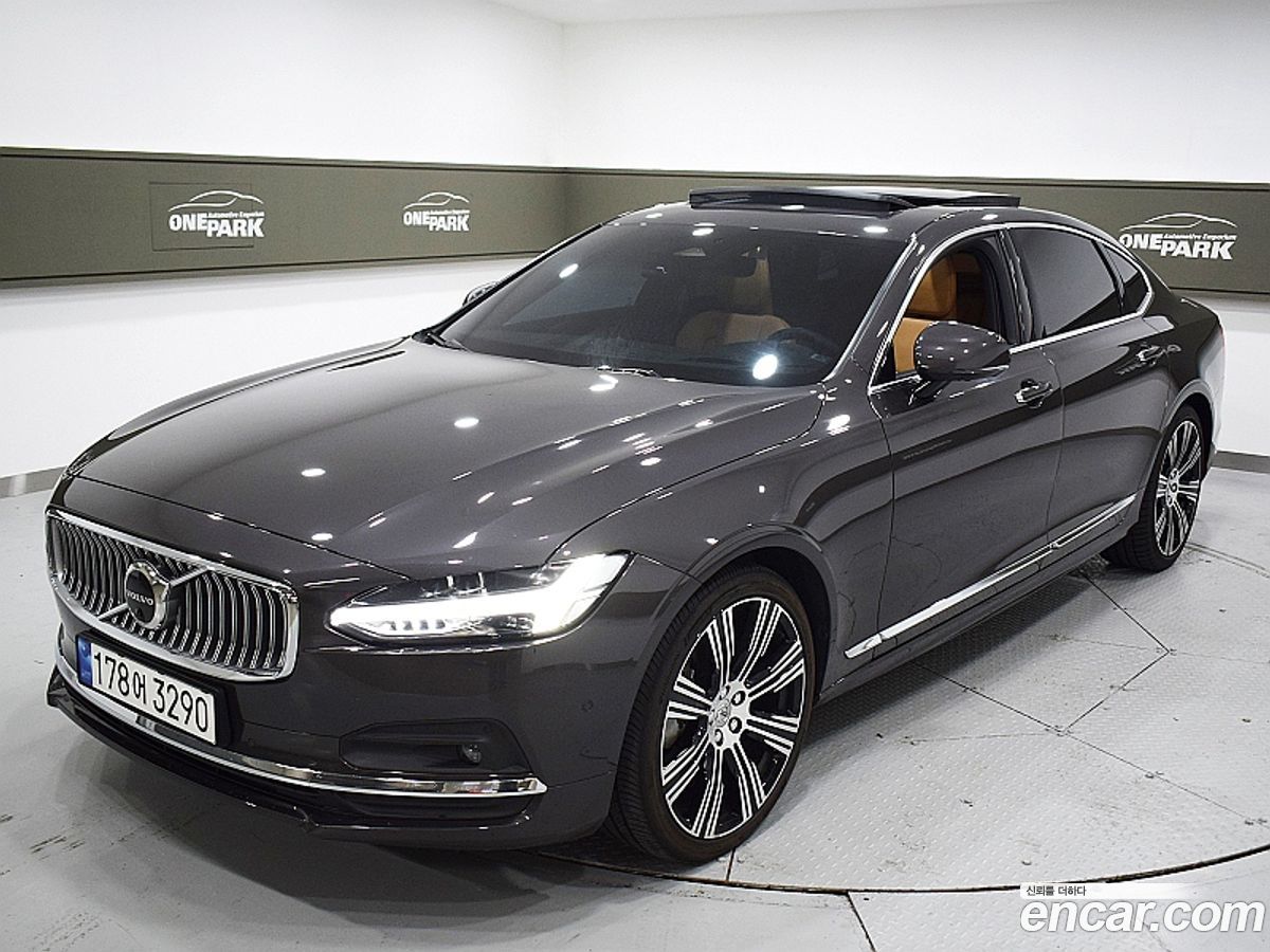 Volvo S90