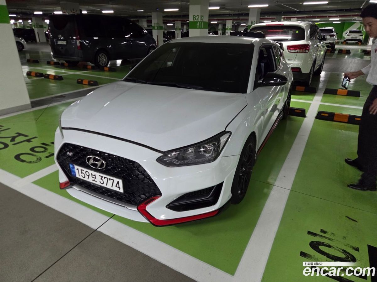 Hyundai Veloster