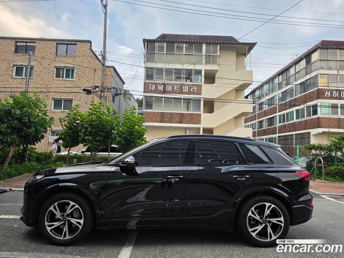 Audi Q6 e-tron