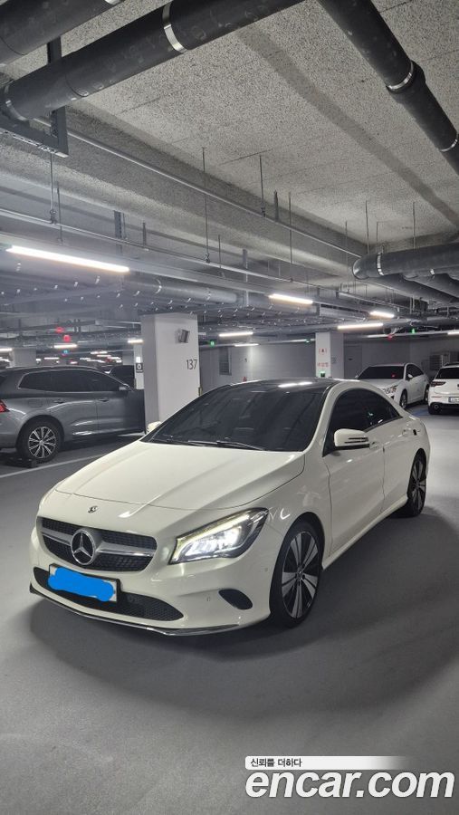 Mercedes-Benz CLA-Class