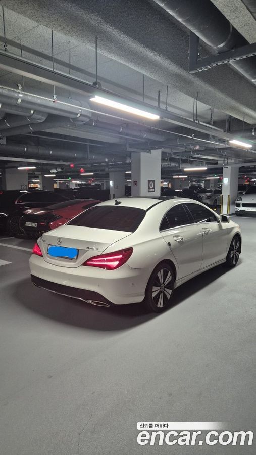 Mercedes-Benz CLA-Class