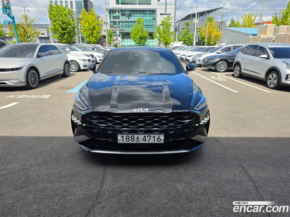Kia K8